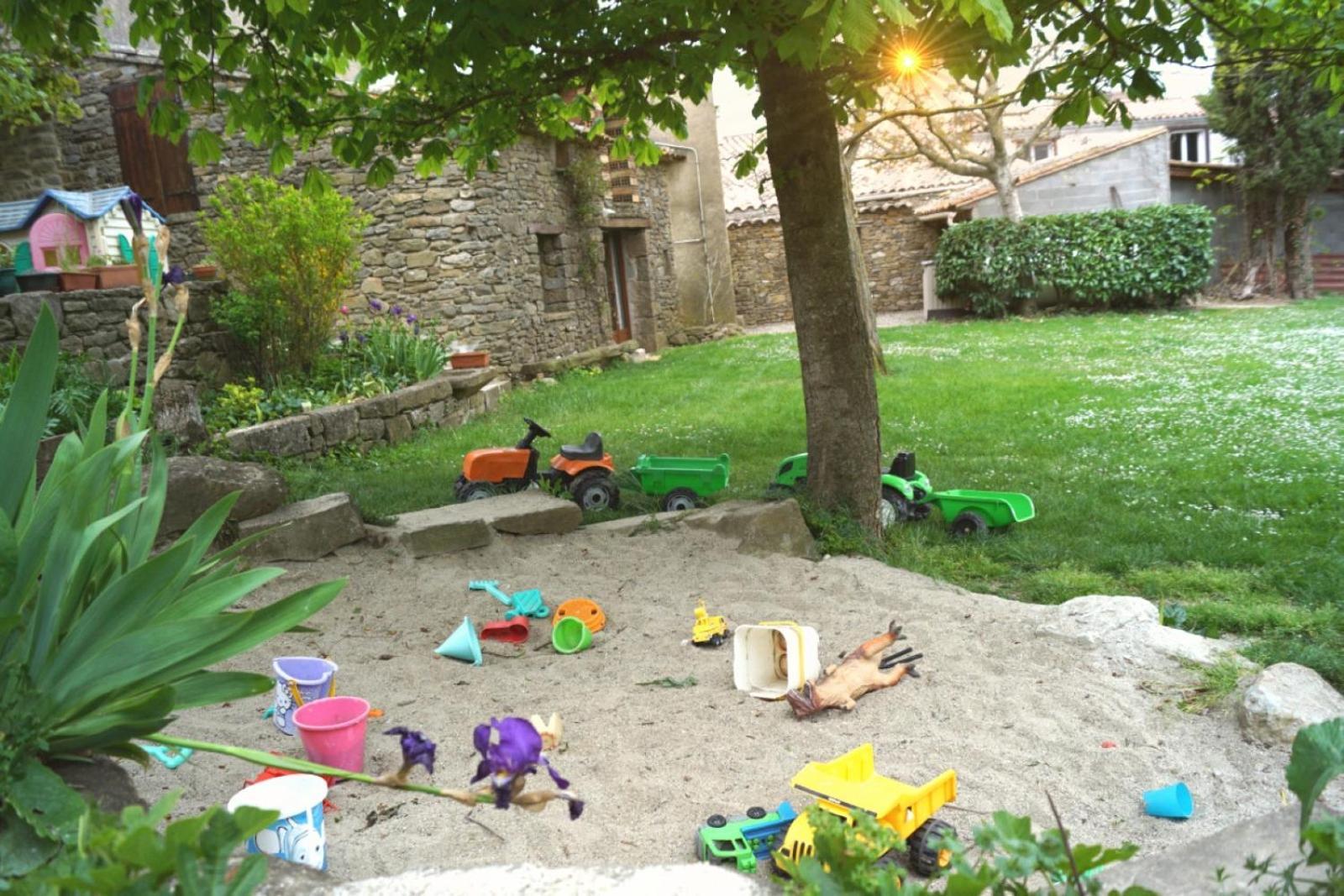La Petite Maison Dans La Prairie Cassaignes Kültér fotó